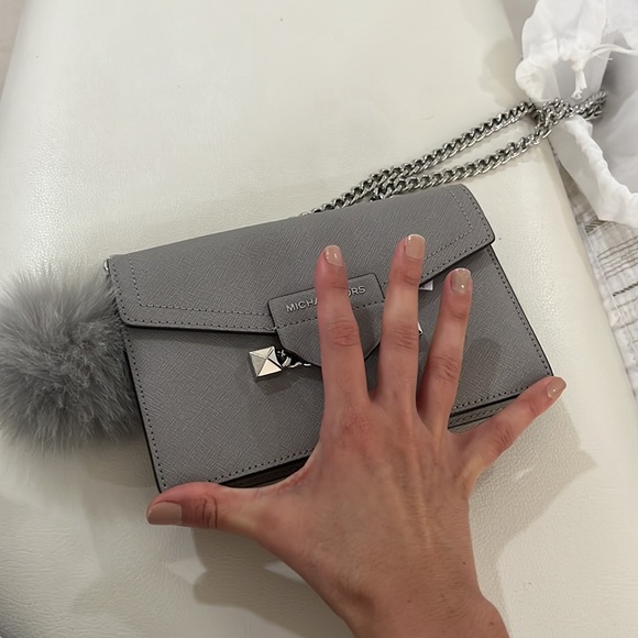 New Mini bag Michael Kors with pom pom charm - Picture 6 of 7